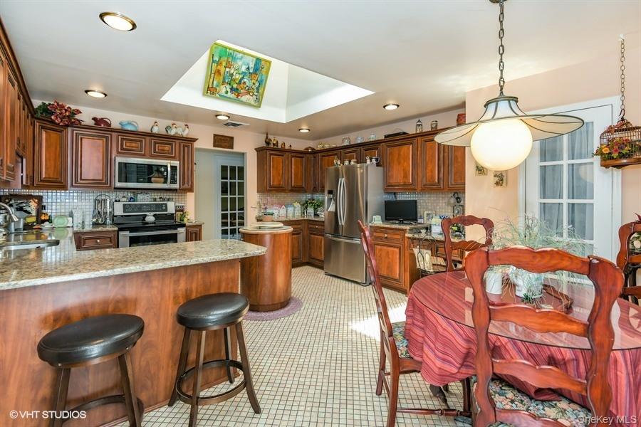 23 Hill House Lane – For Sale photo 8