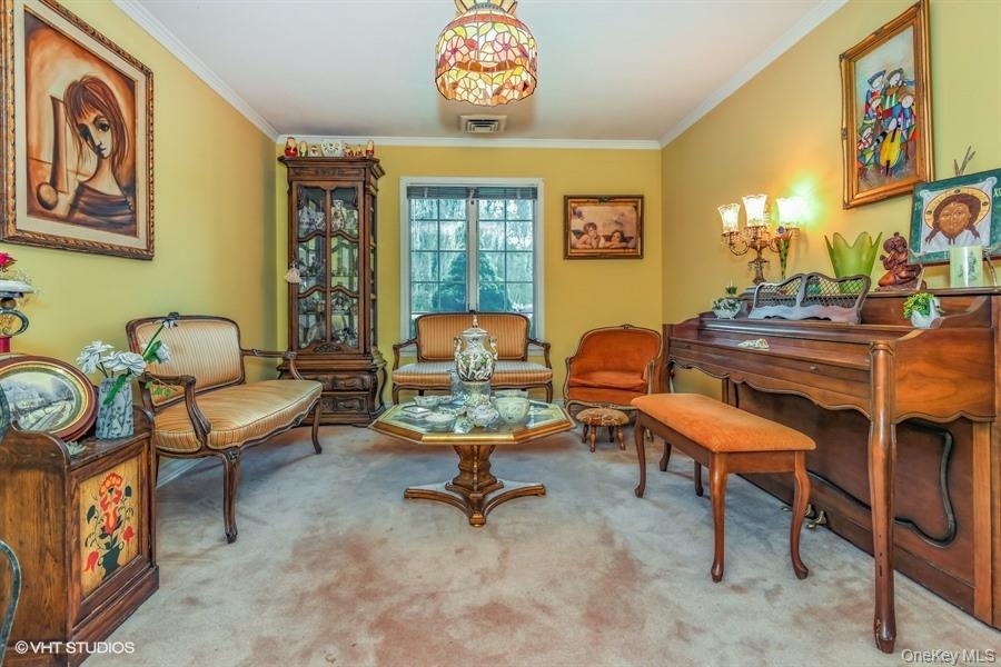 23 Hill House Lane – For Sale photo 10