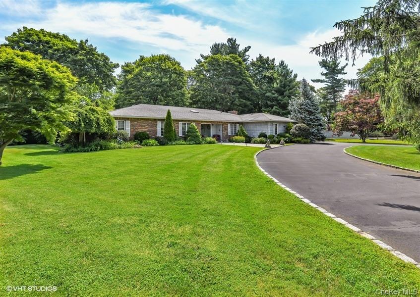 23 Hill House Lane – For Sale photo 3