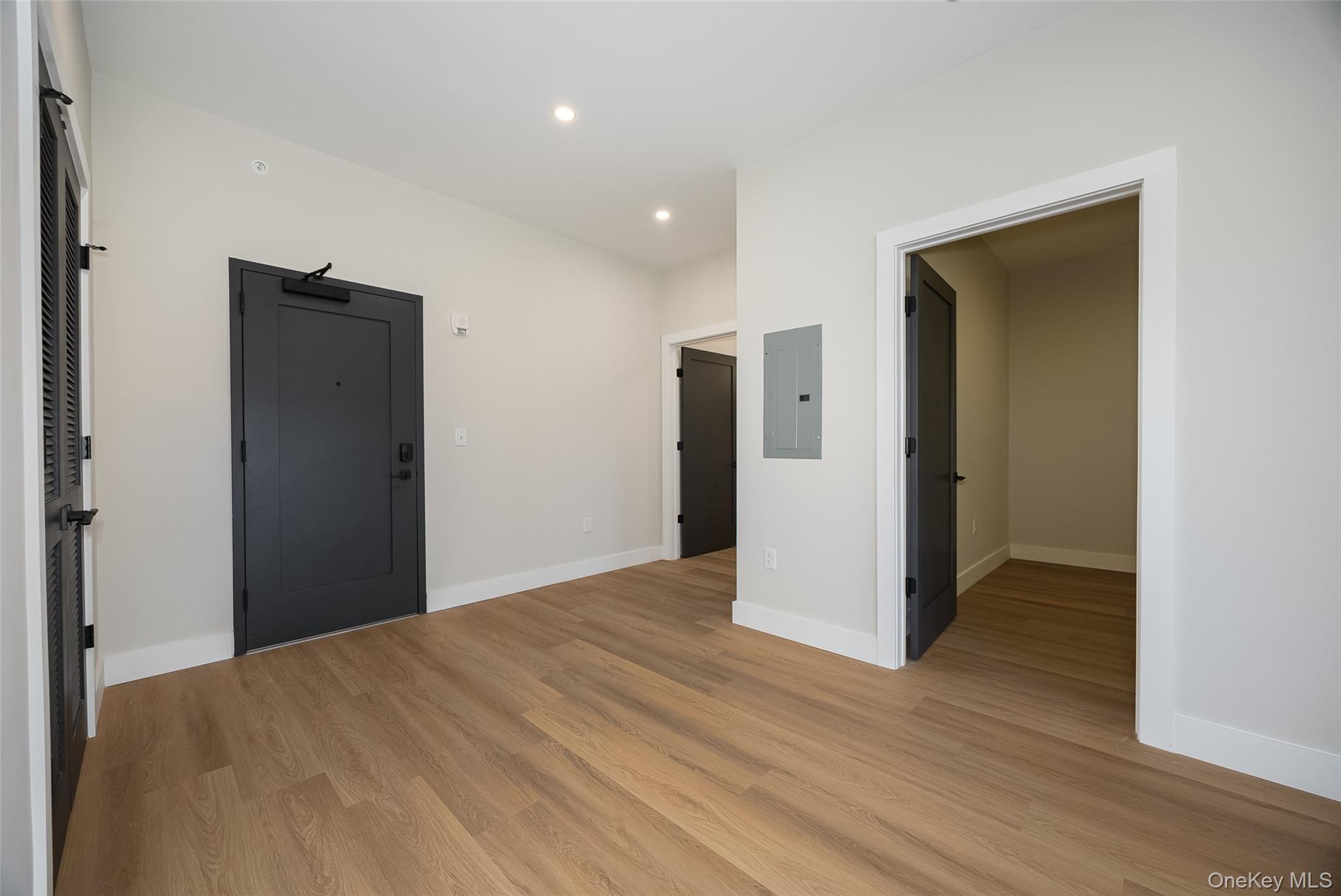 364 Main Street, Unit 208 photo 8