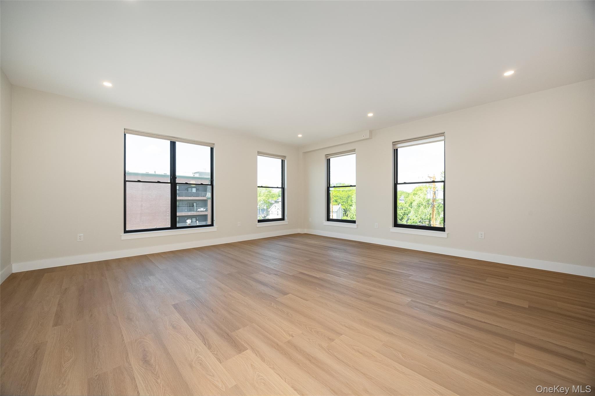 364 Main Street, Unit 208 photo 4