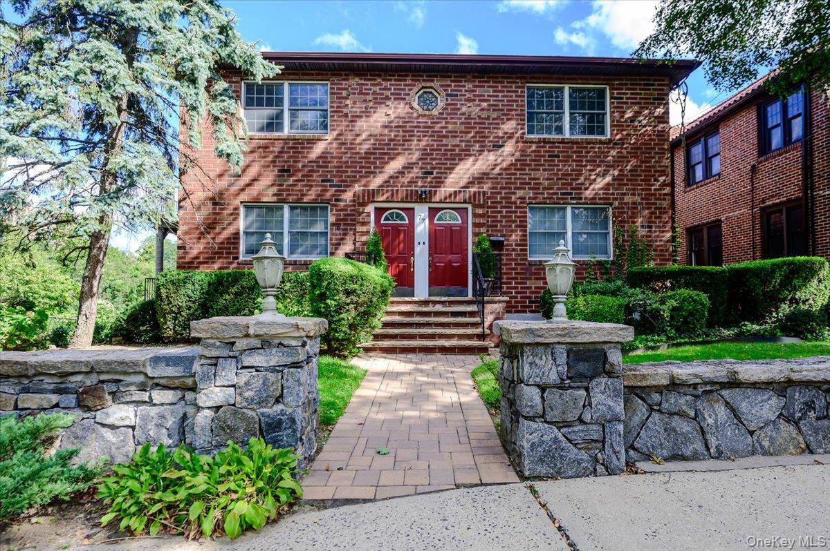 77 W Devonia Avenue – For Sale