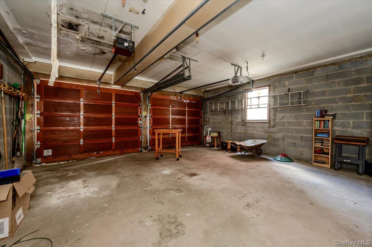 77 W Devonia Avenue – For Sale photo 17