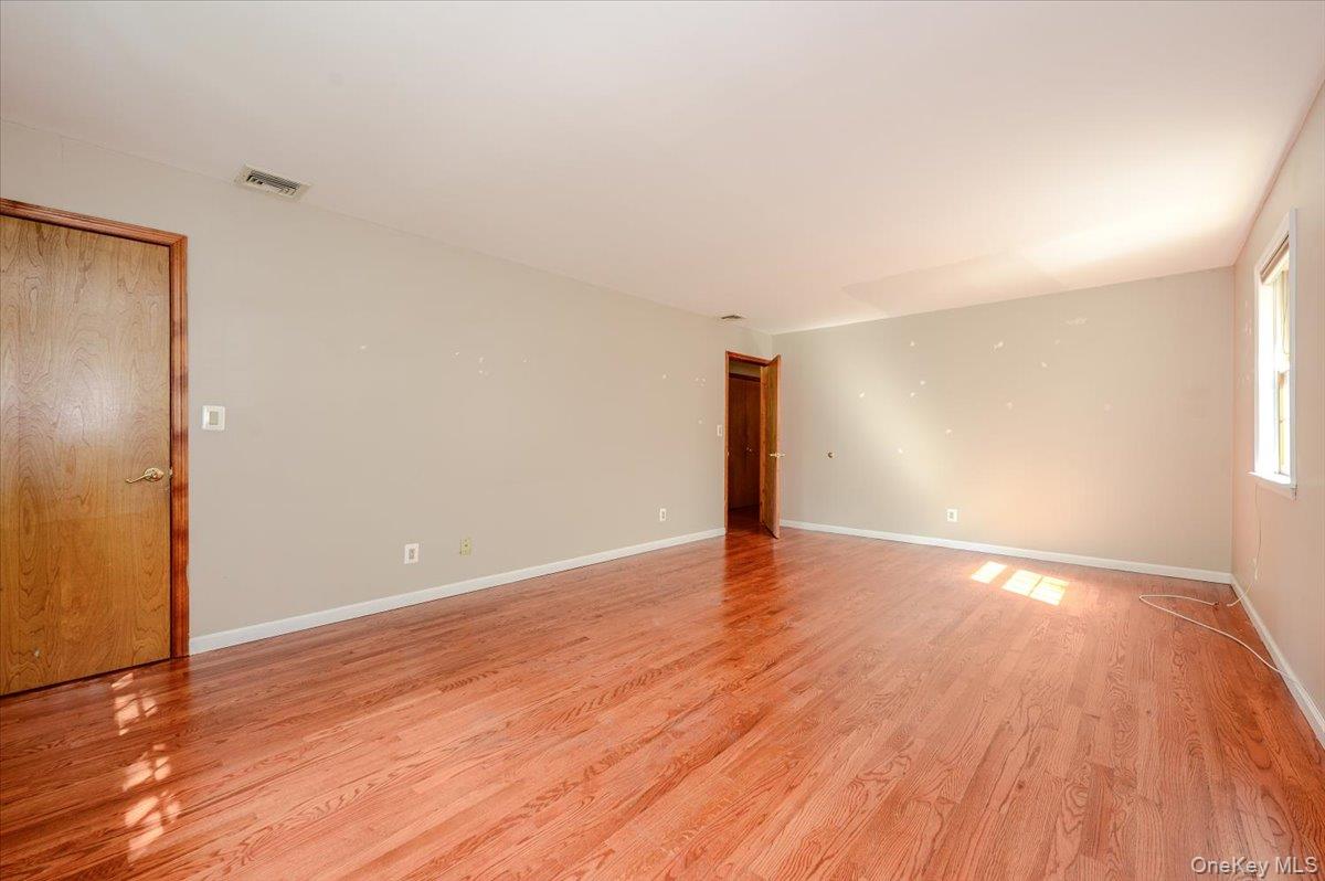 77 W Devonia Avenue – For Sale photo 3