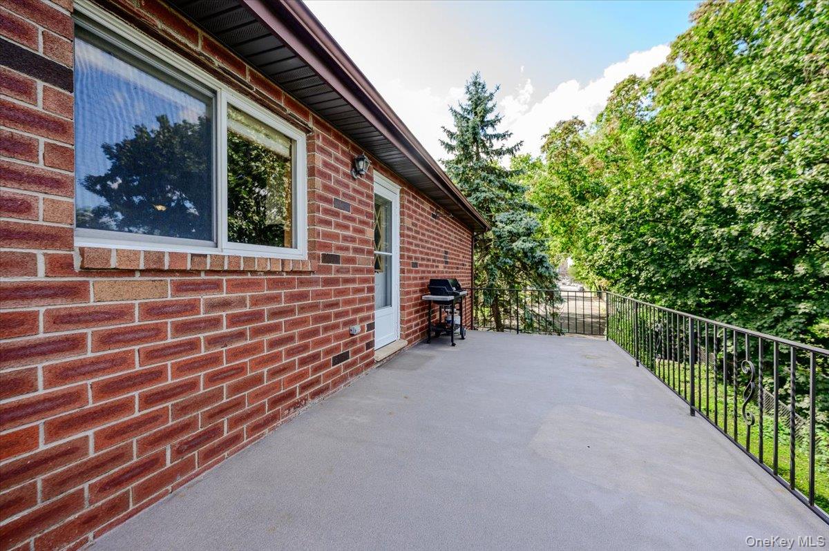 77 W Devonia Avenue – For Sale photo 18