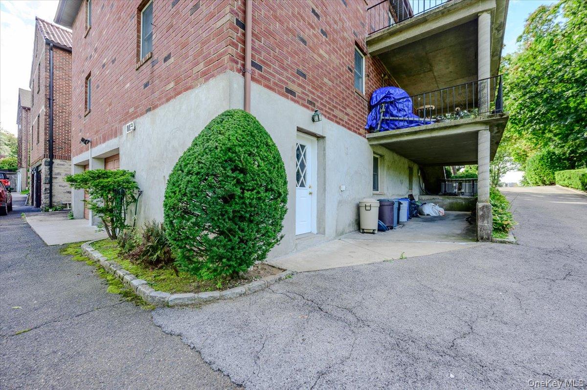 77 W Devonia Avenue – For Sale photo 21