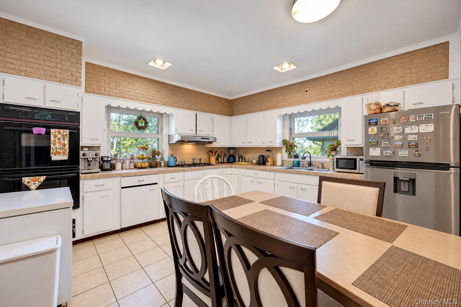 167 Coligni Avenue – For Sale photo 23