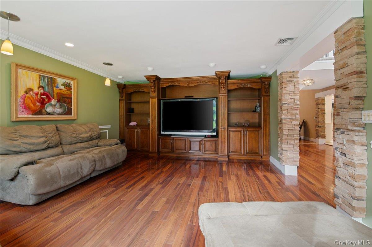 7 Faulkner Lane – For Sale photo 6