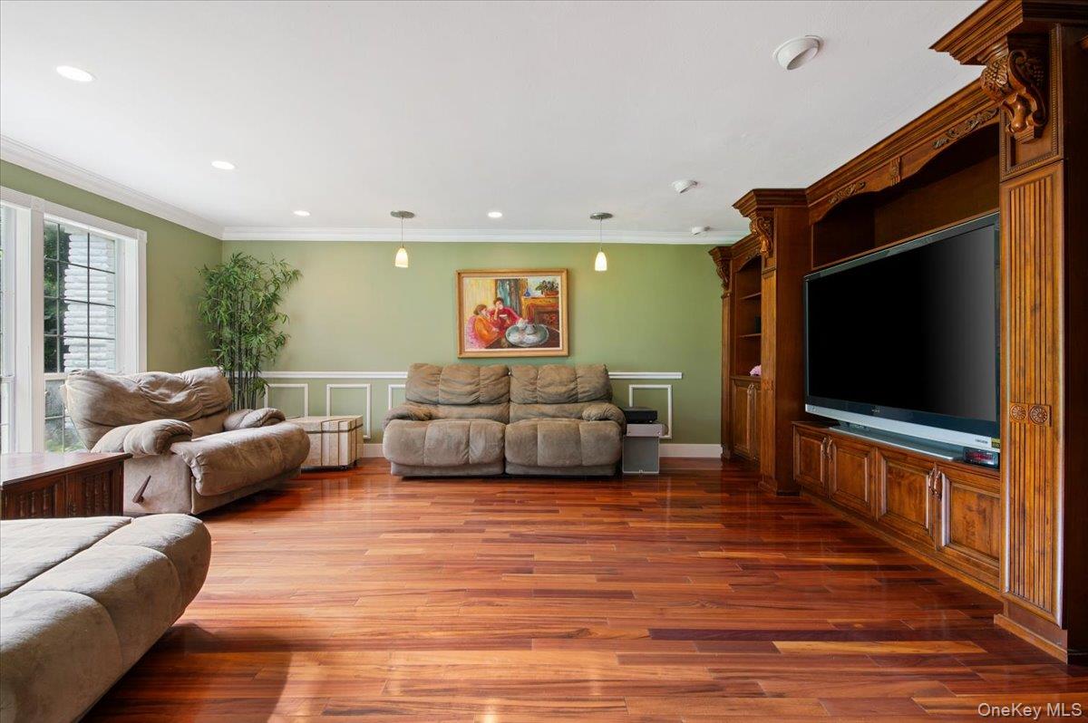 7 Faulkner Lane – For Sale photo 5