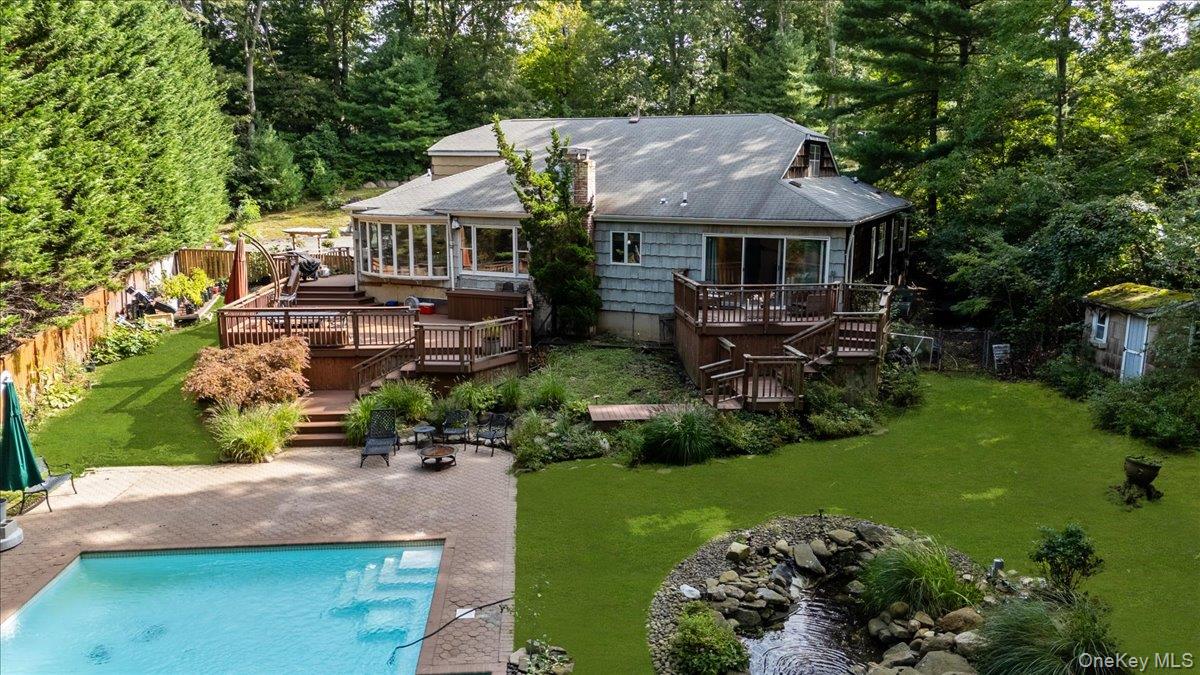 7 Faulkner Lane – For Sale photo 40