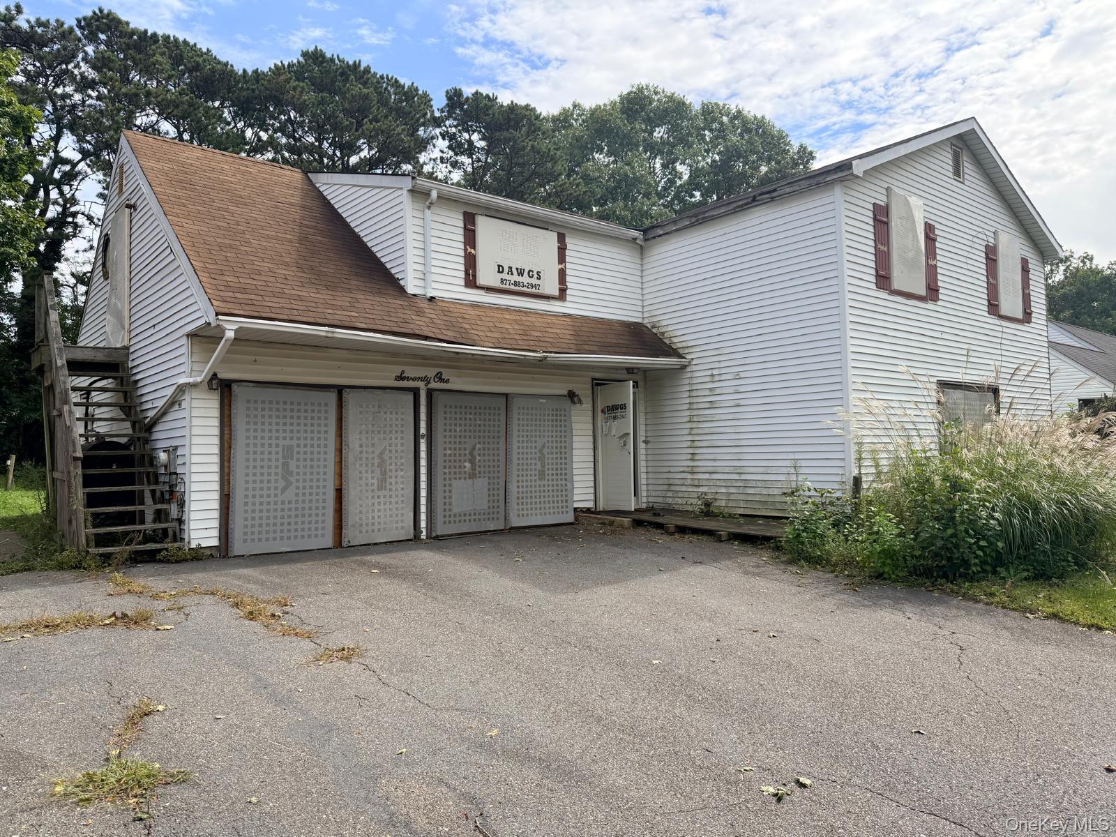 71 Matsunaye Drive – For Sale photo 2