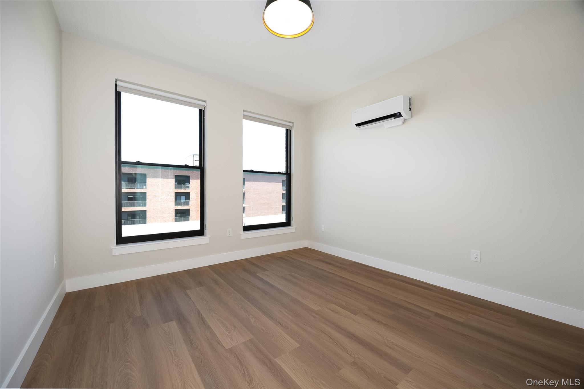 364 Main Street, Unit 302 photo 11