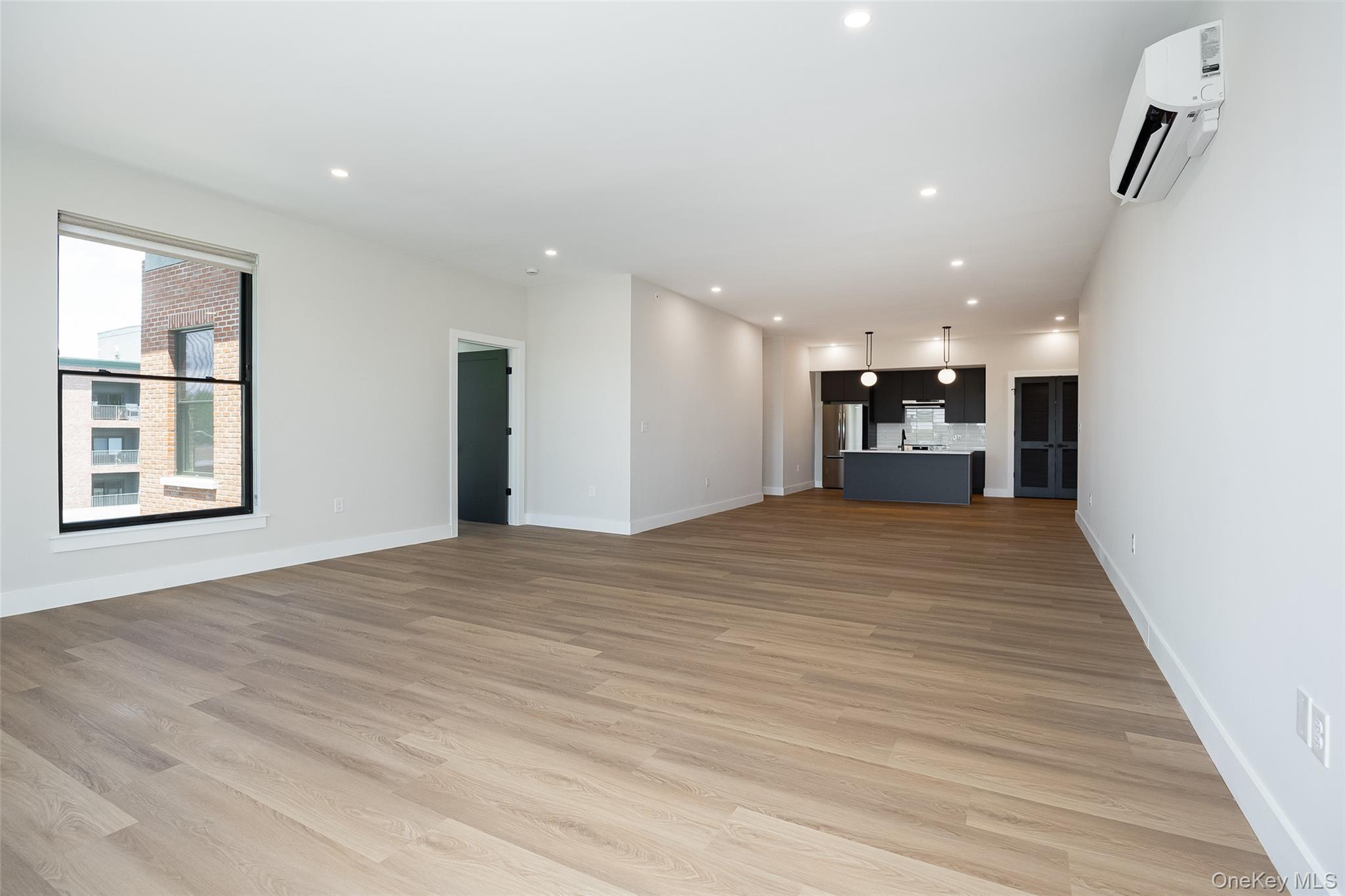 364 Main Street, Unit 302 photo 5