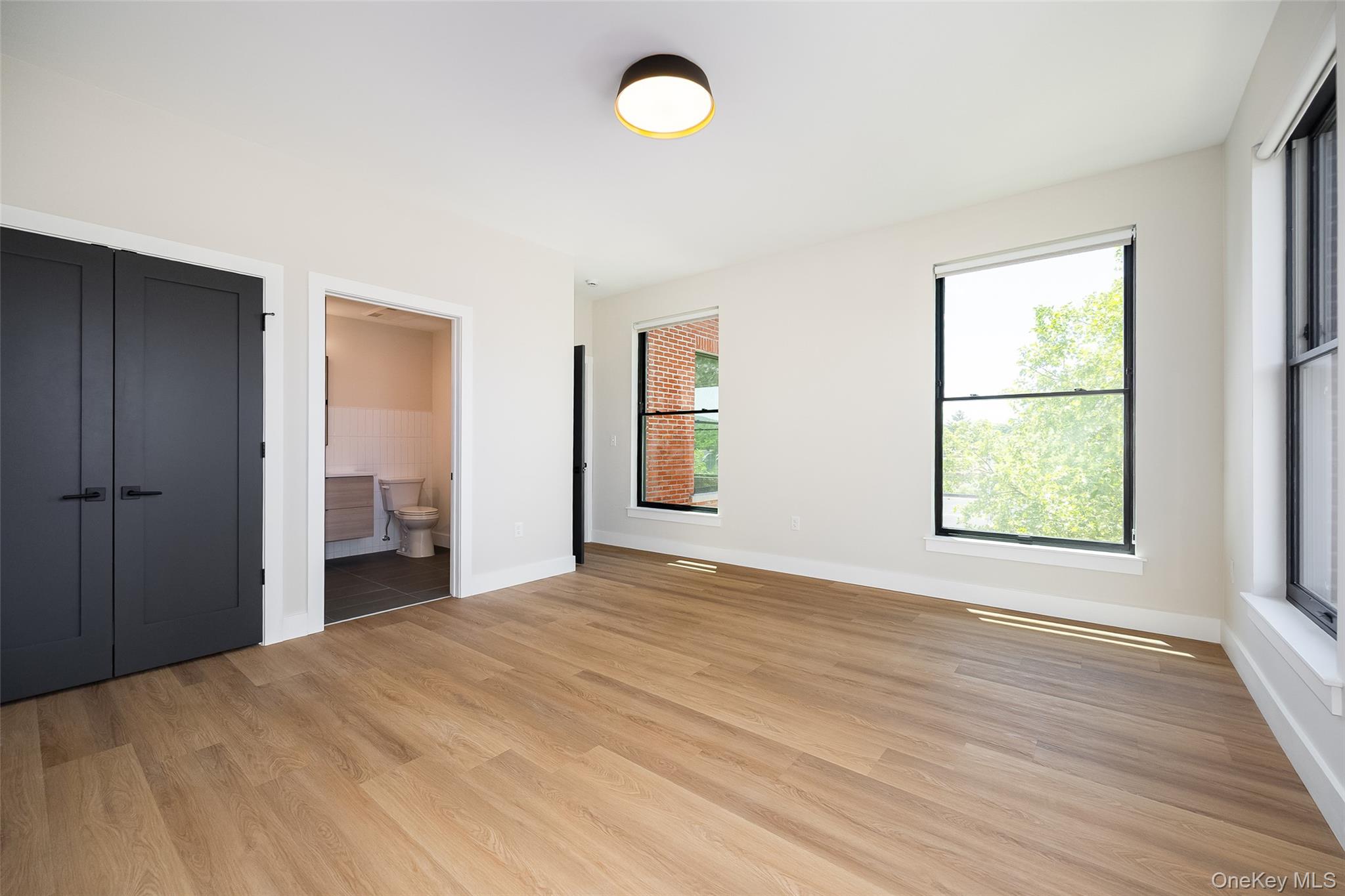 364 Main Street, Unit 302 photo 8