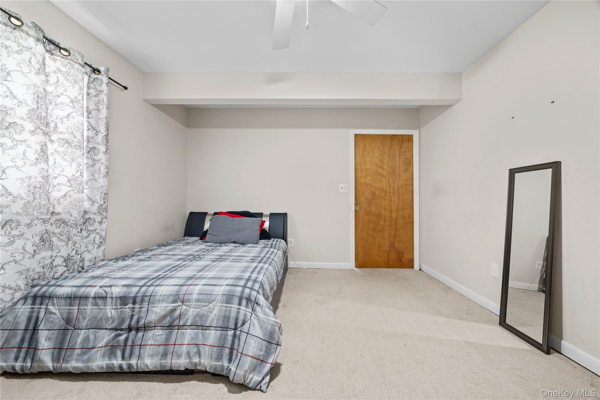 6 Ursa Avenue – For Sale photo 9