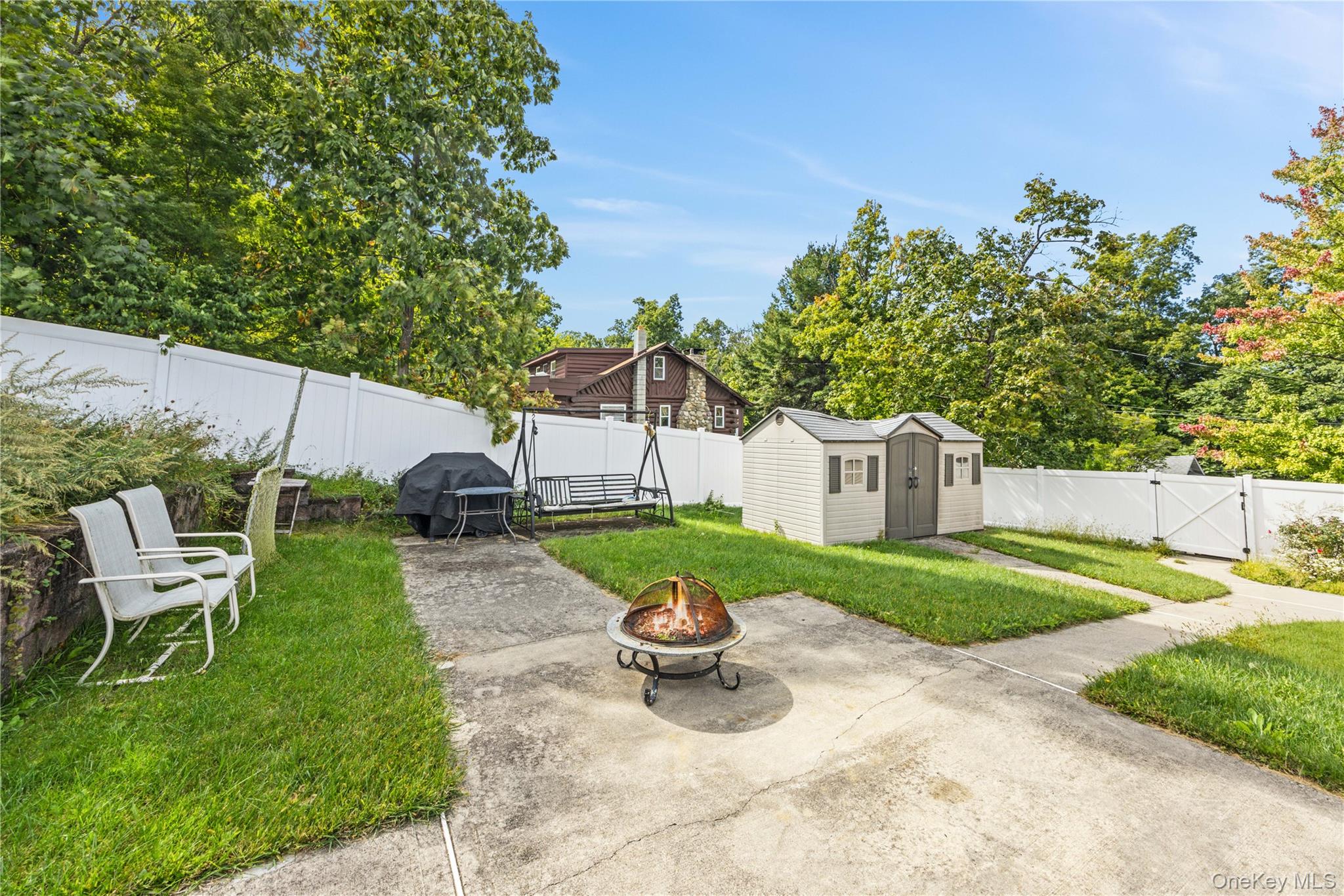 6 Ursa Avenue – For Sale photo 24