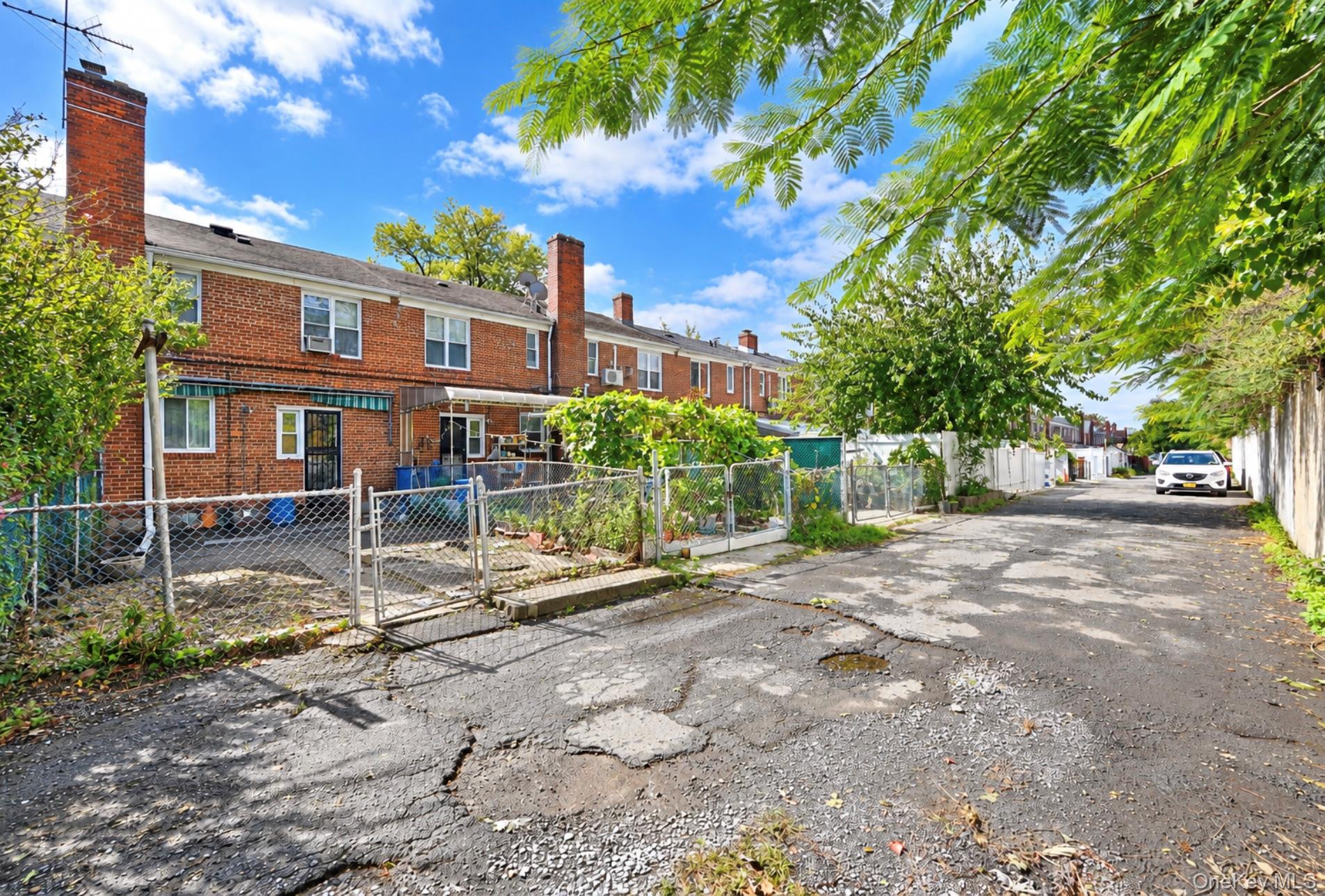 195-15 Station Road – For Sale photo 18