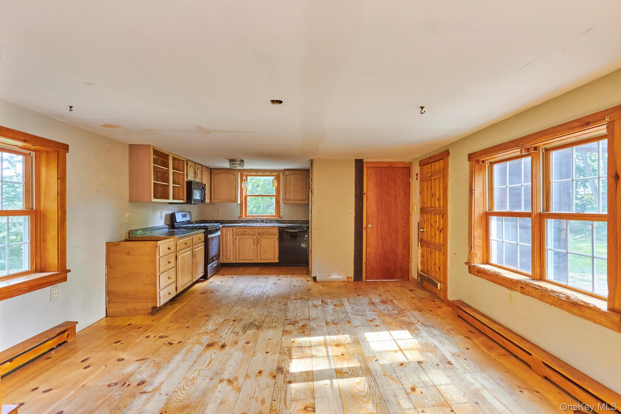 47-49 Oak Street – For Sale photo 3