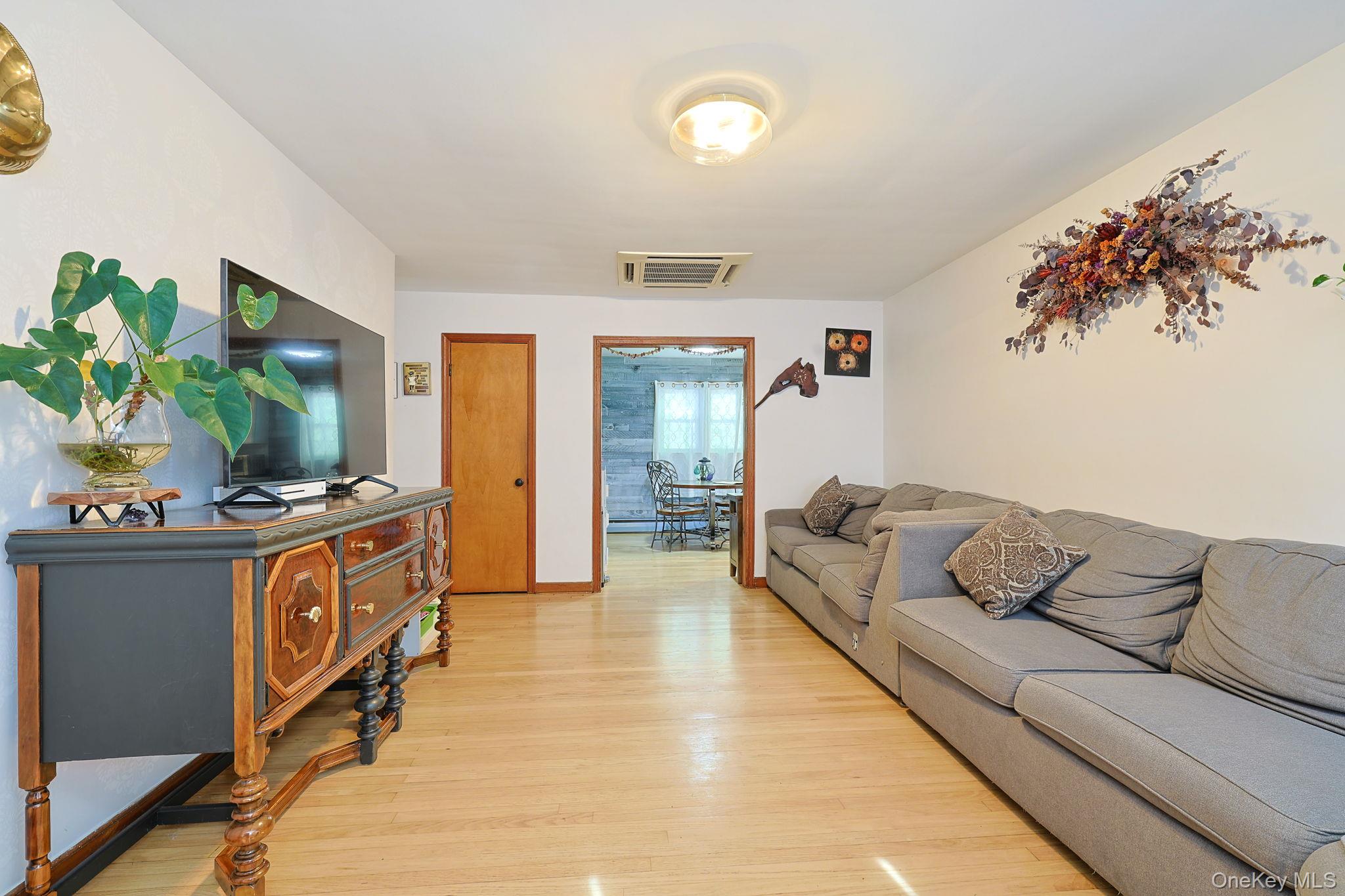 1 Rocky Lane – For Sale photo 4