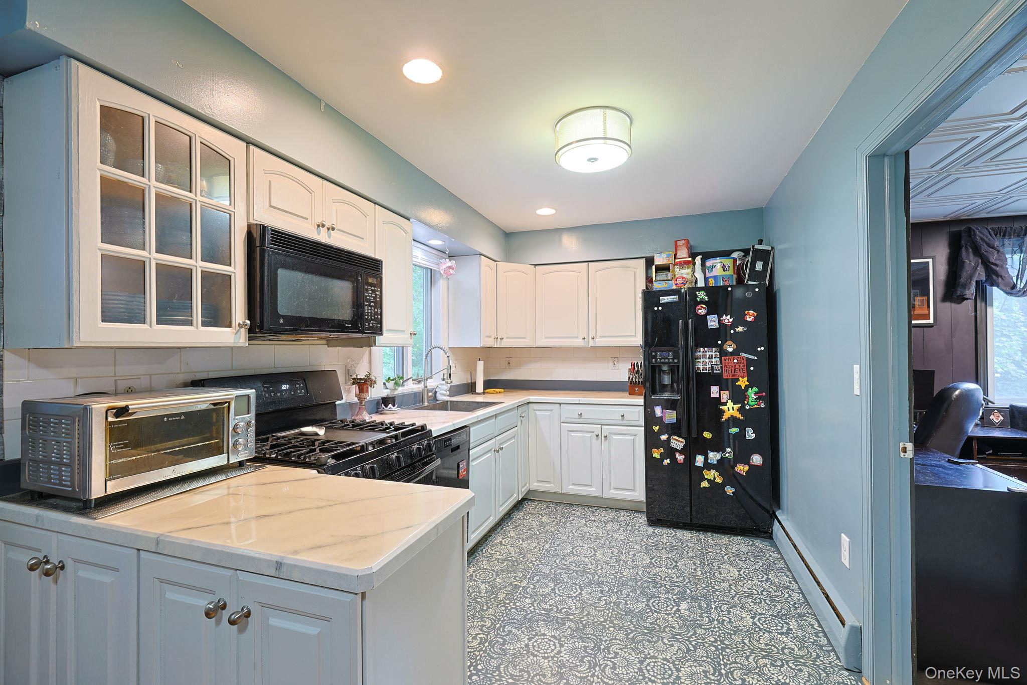 1 Rocky Lane – For Sale photo 7