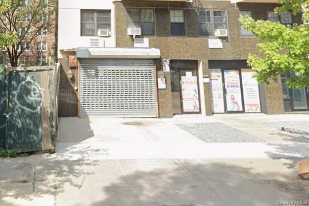 14477 Barclay Avenue, Unit P4