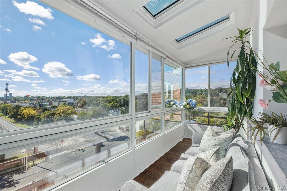 3 Washington Square, Unit 6B photo 9