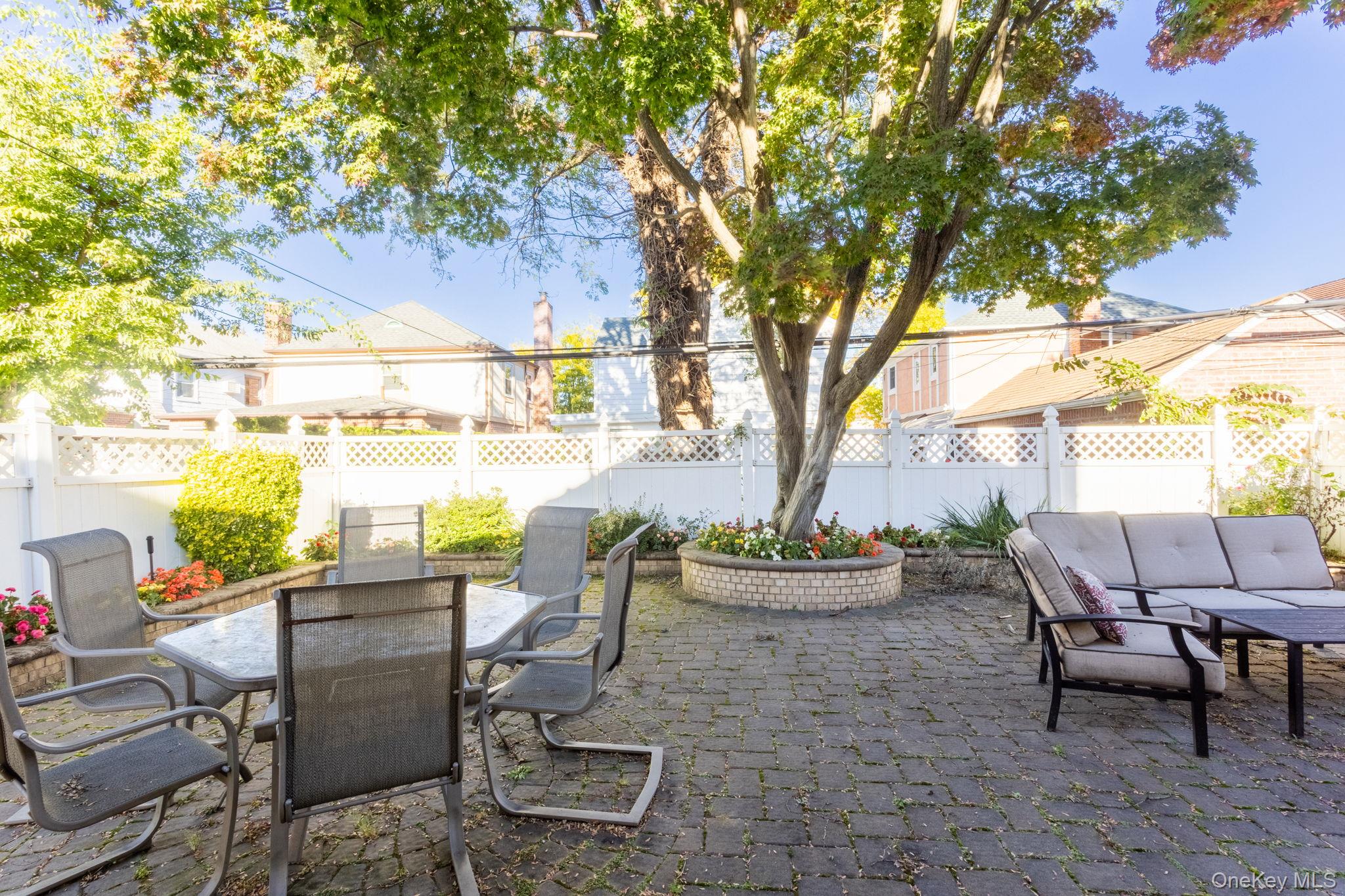 73-35 195th Street – For Sale photo 22