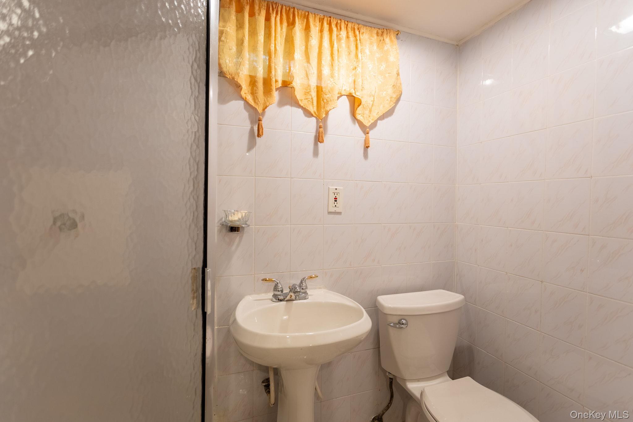 73-35 195th Street – For Sale photo 20