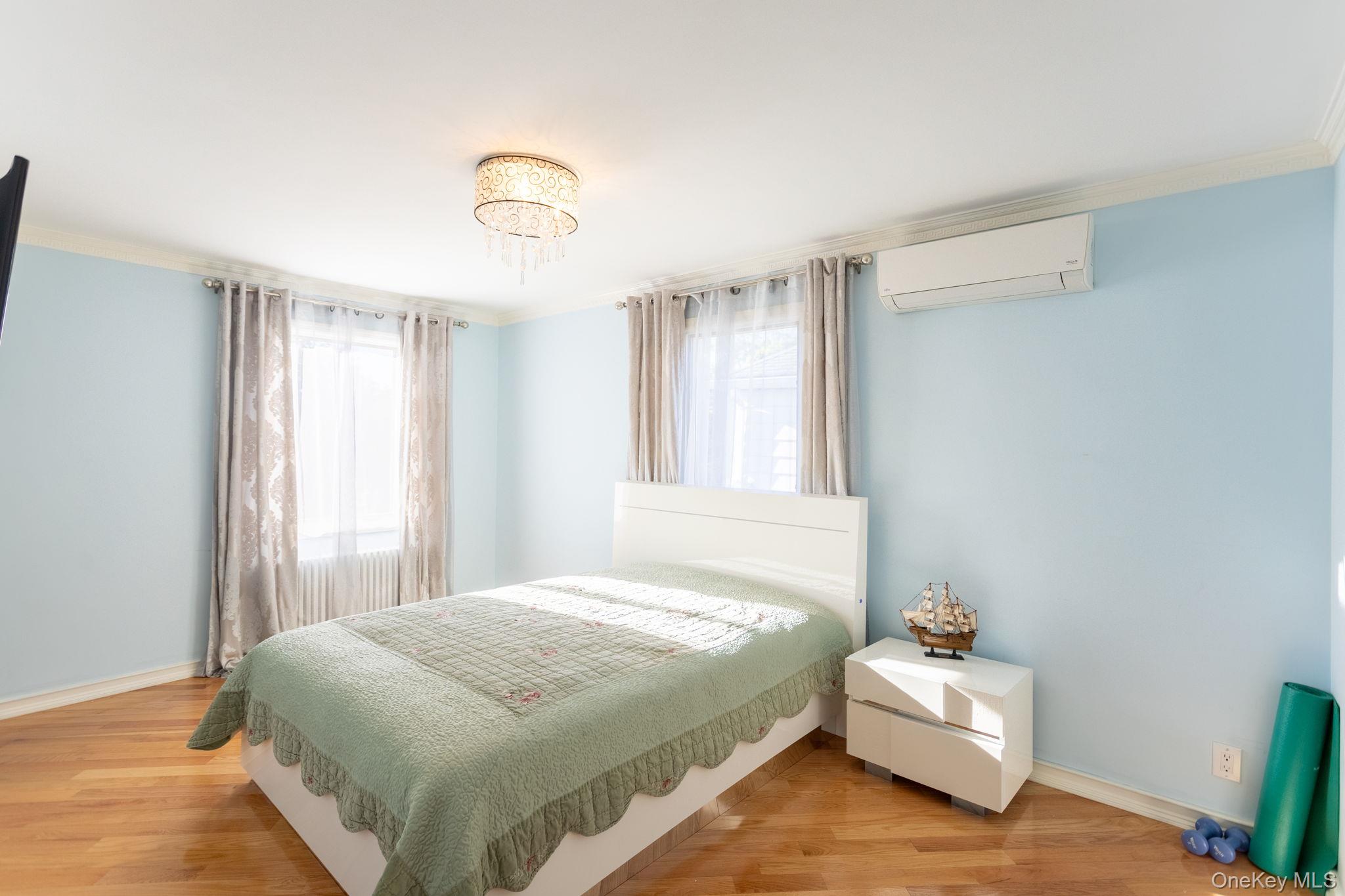 73-35 195th Street – For Sale photo 14