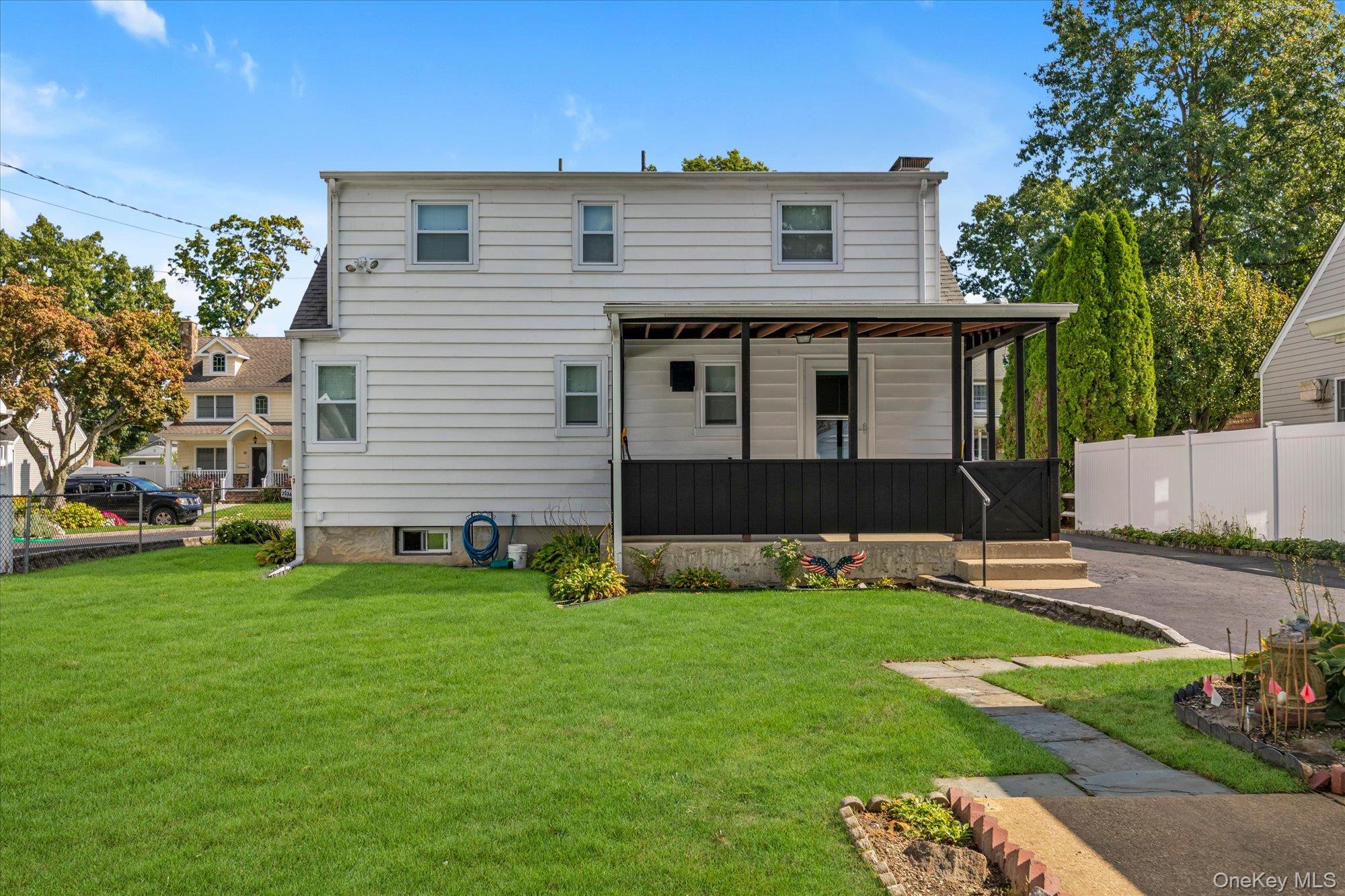 13 Inwood Road – For Sale photo 25