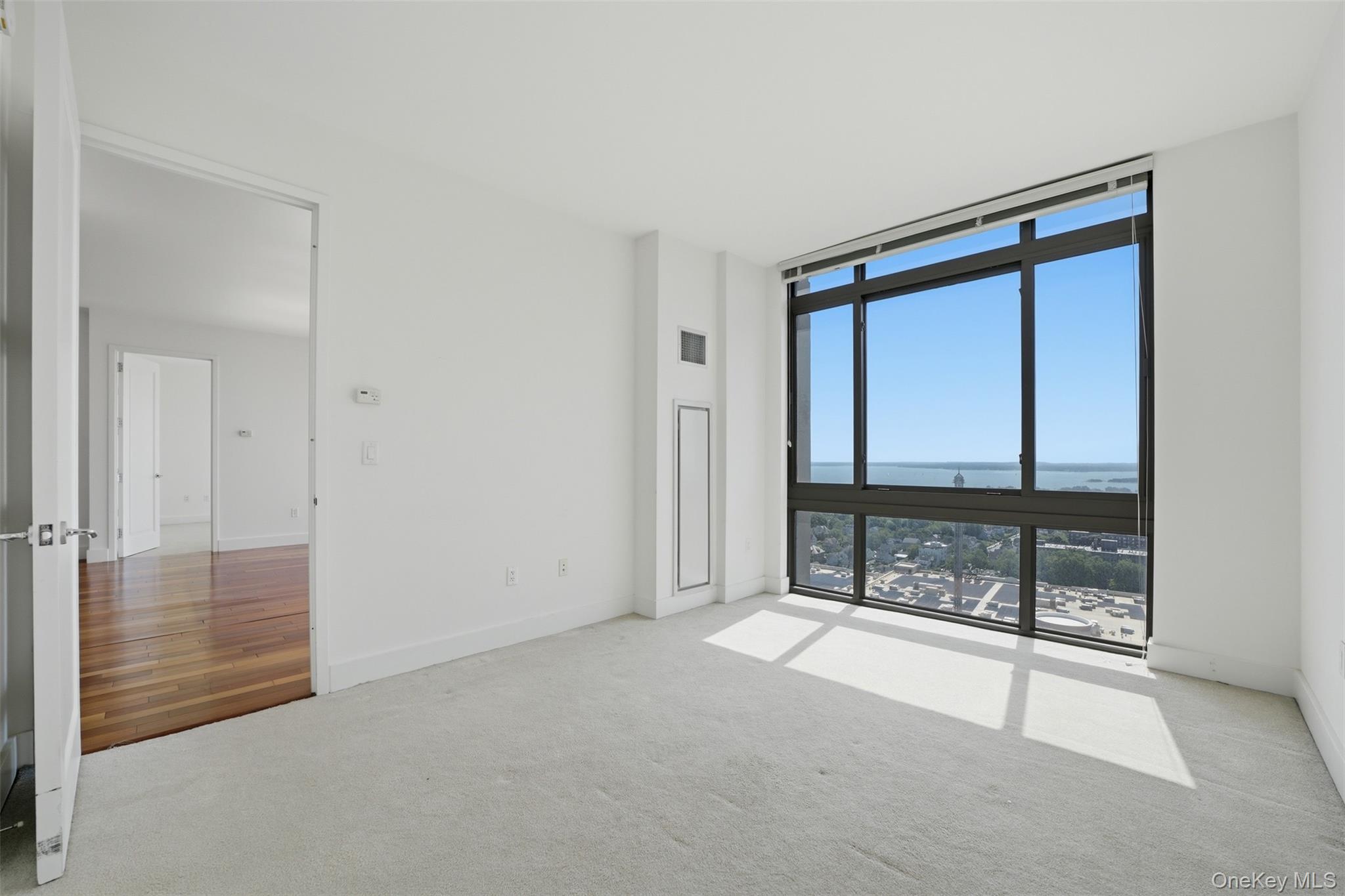 175 Huguenot Street, Unit 2602 photo 10