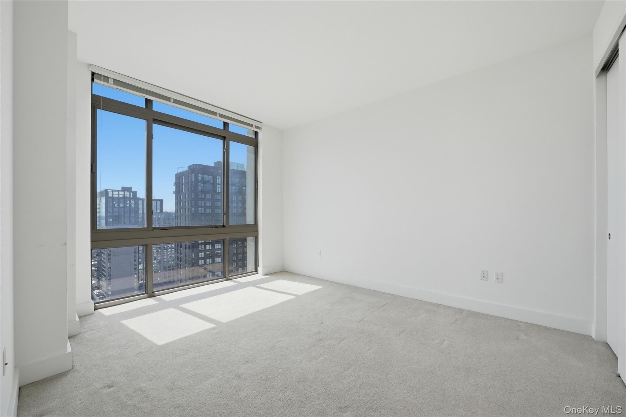 175 Huguenot Street, Unit 2602 photo 8