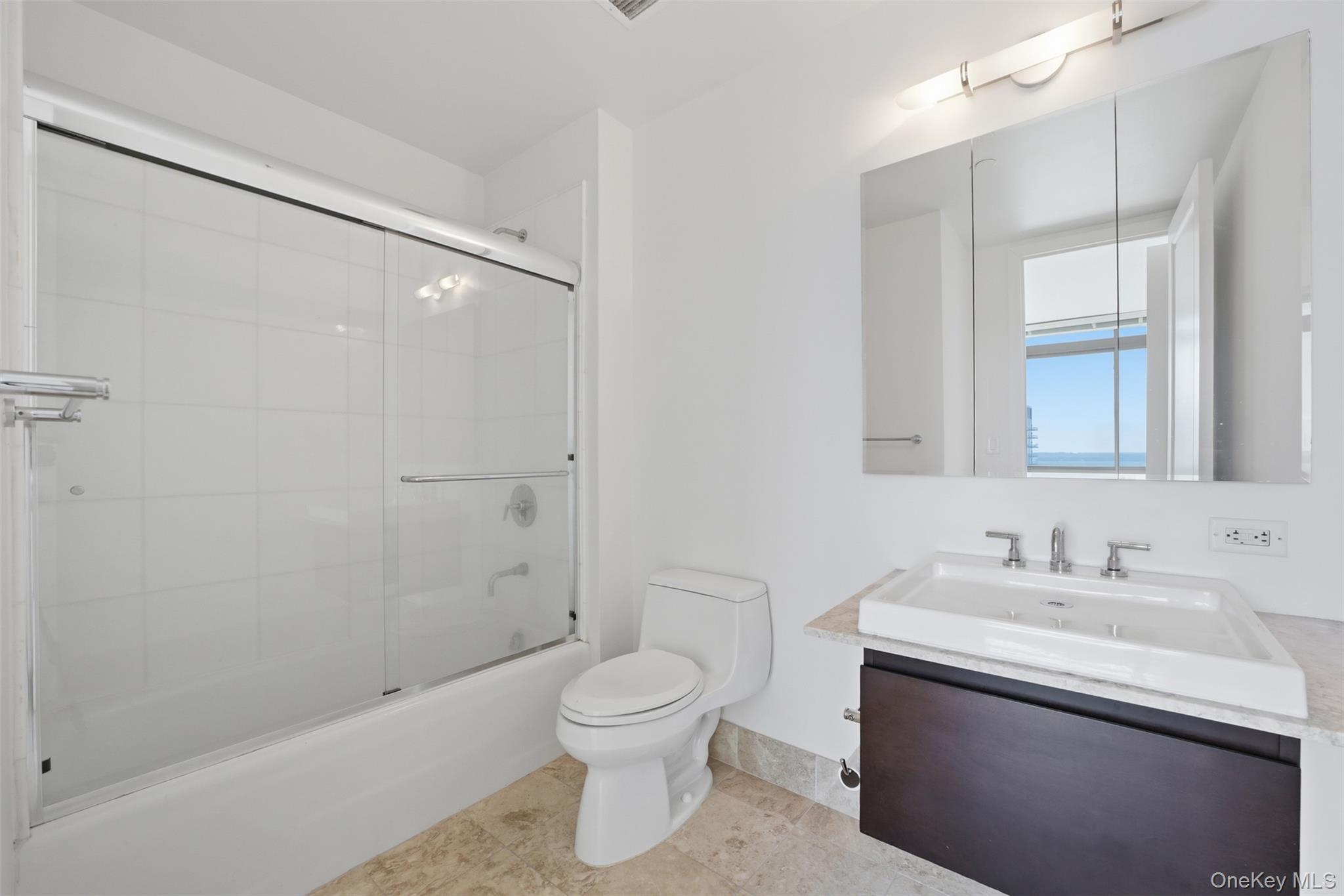175 Huguenot Street, Unit 2602 photo 13