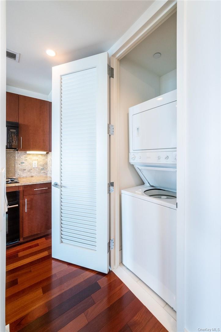 175 Huguenot Street, Unit 2602 photo 6