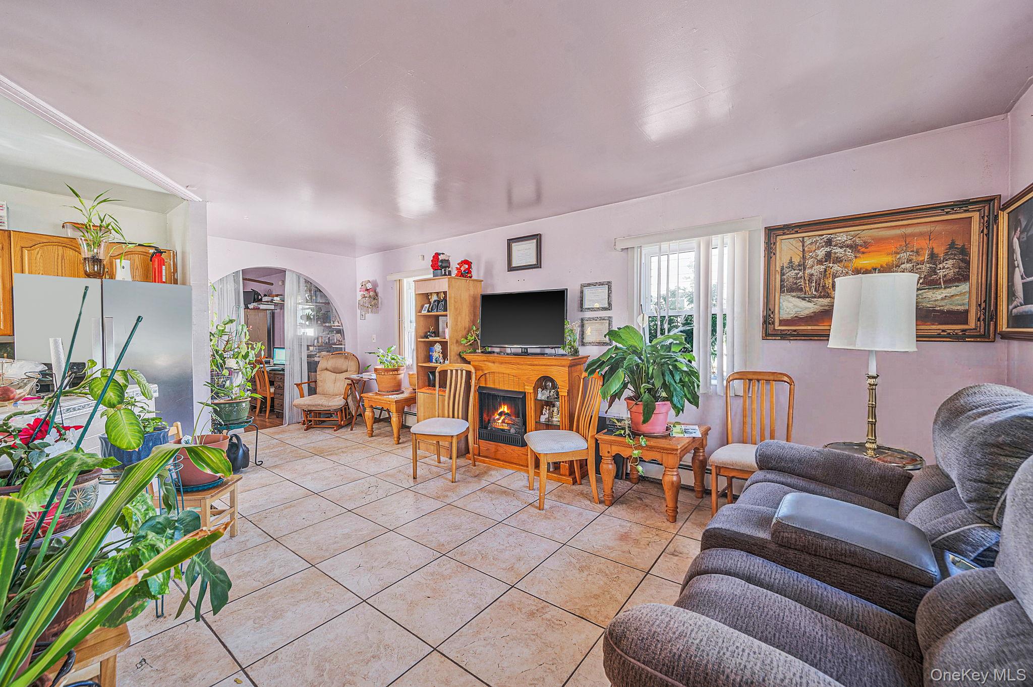 182 Commack Road – For Sale photo 15
