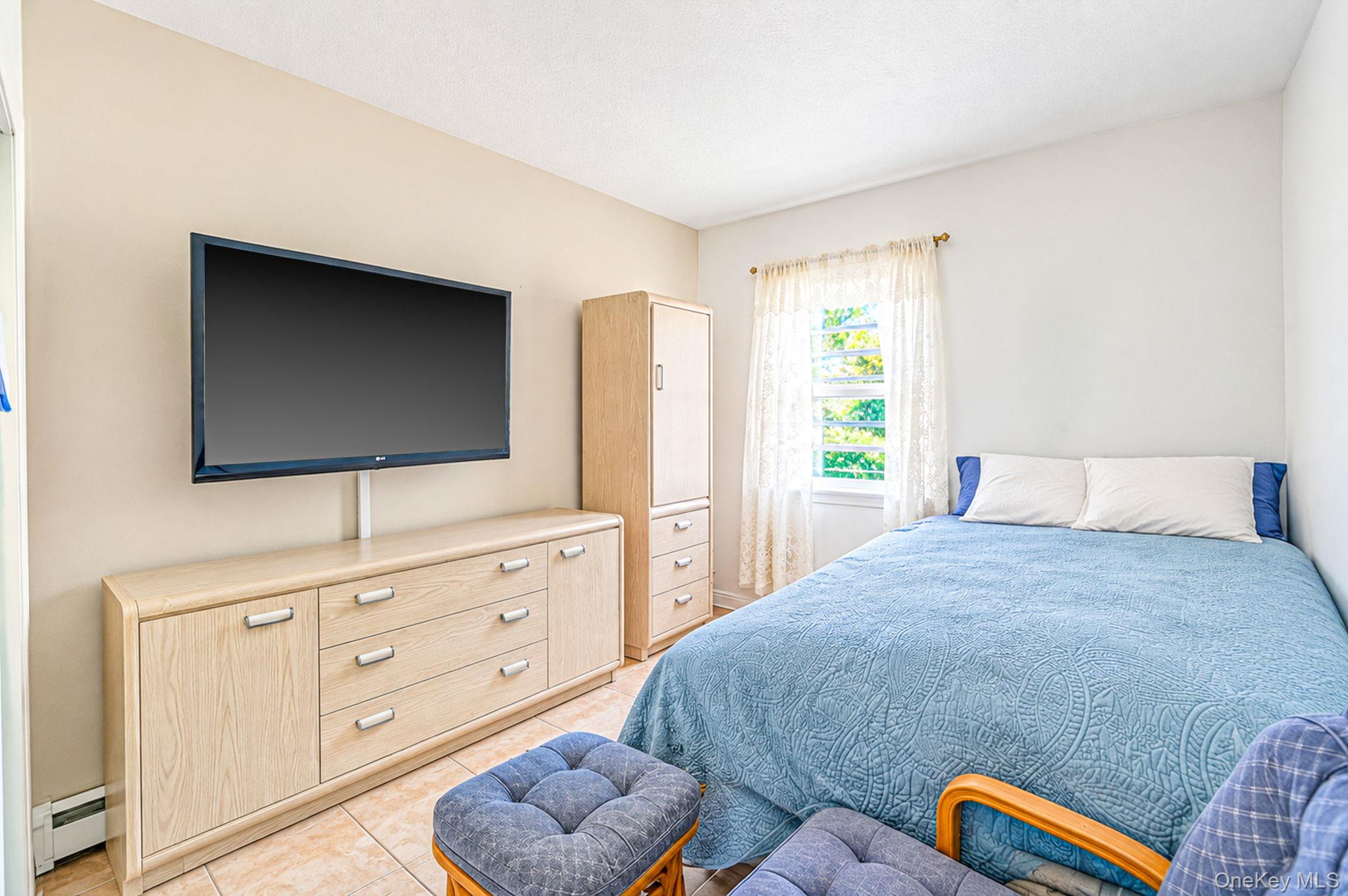 182 Commack Road – For Sale photo 26