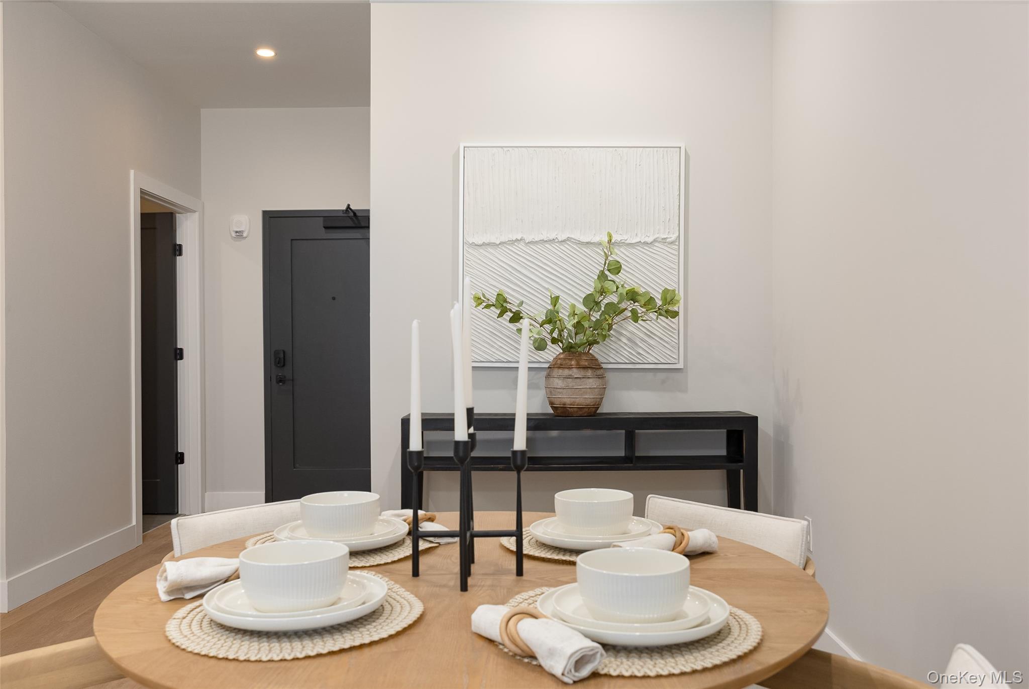 364 Main Street, Unit 304 photo 5