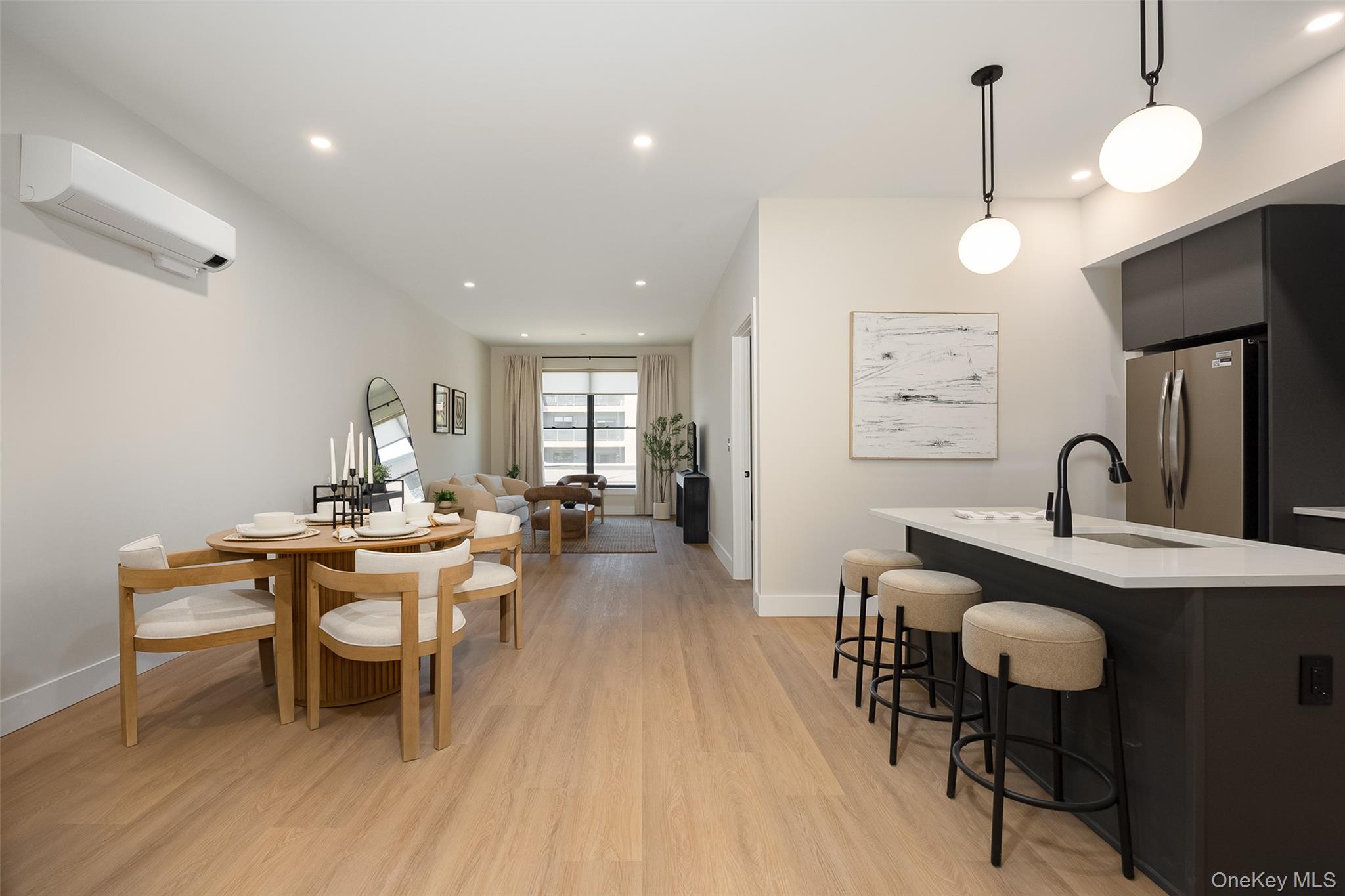 364 Main Street, Unit 304 photo 4