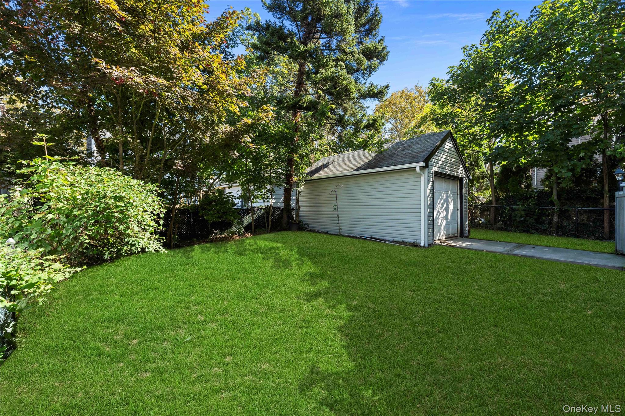45-27 Arcadia Lane – For Sale photo 23