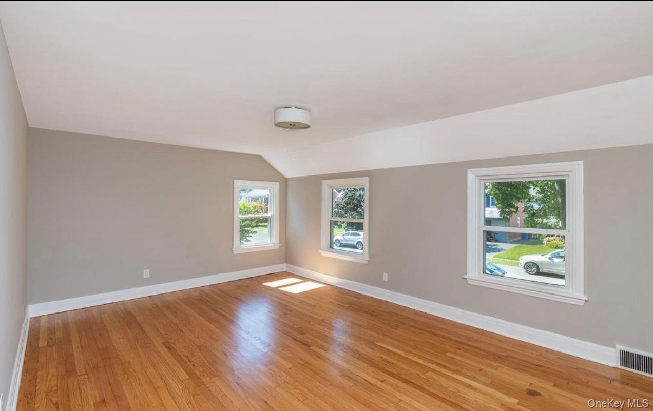 23 Home Avenue – For Sale photo 18