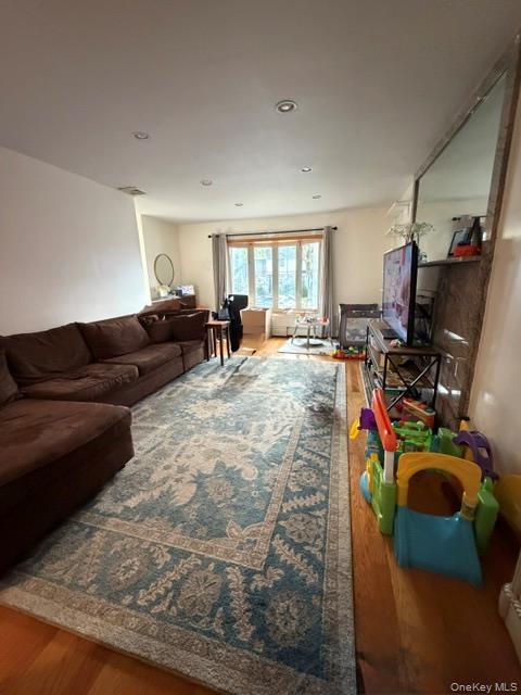1001 5th Avenue – For Rent photo 2