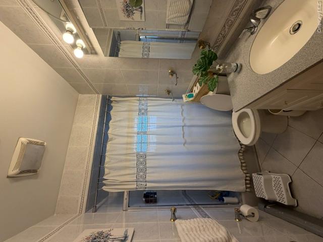 1001 5th Avenue – For Rent photo 9