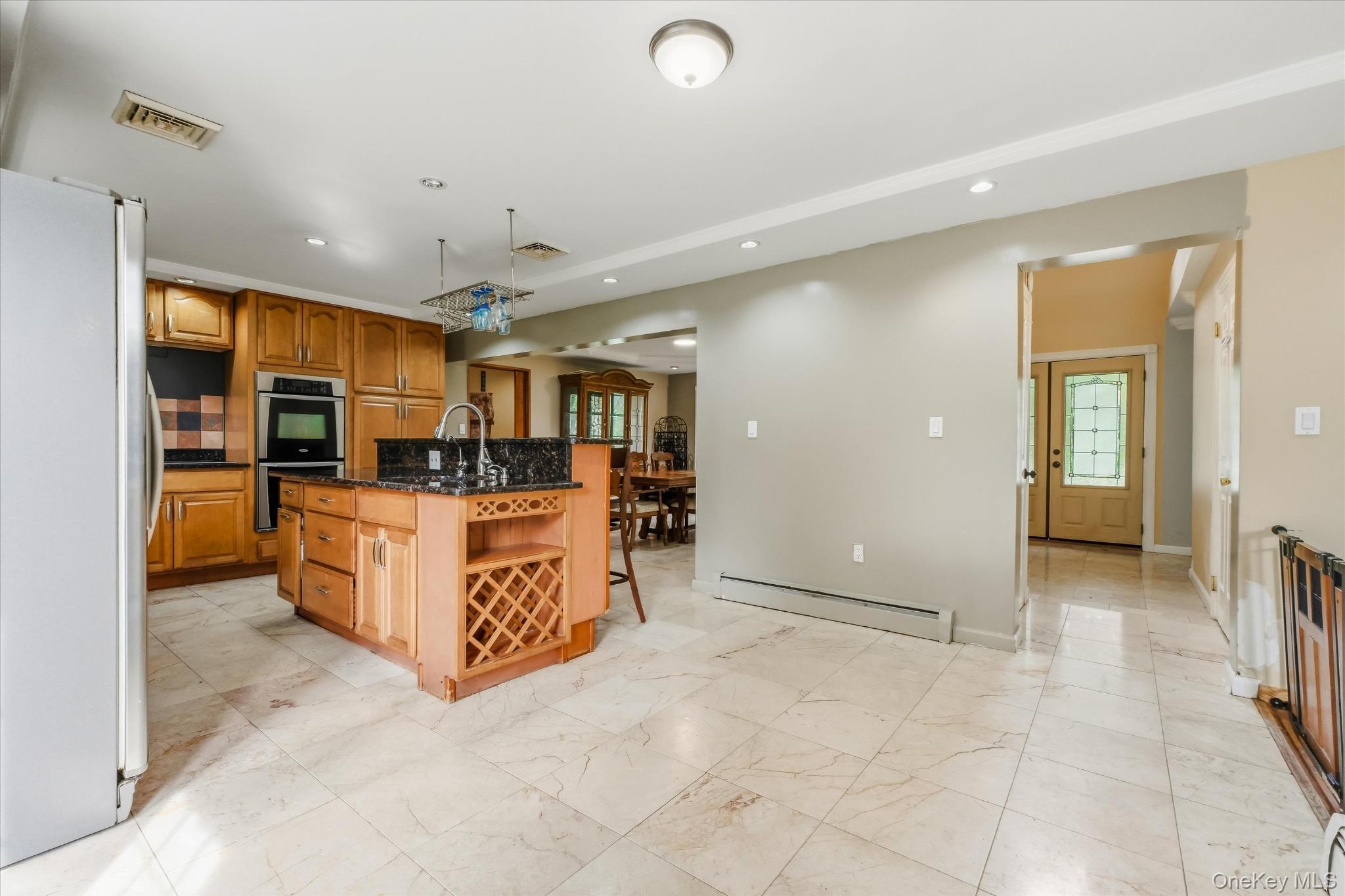 84 Stowe Drive – For Sale photo 4