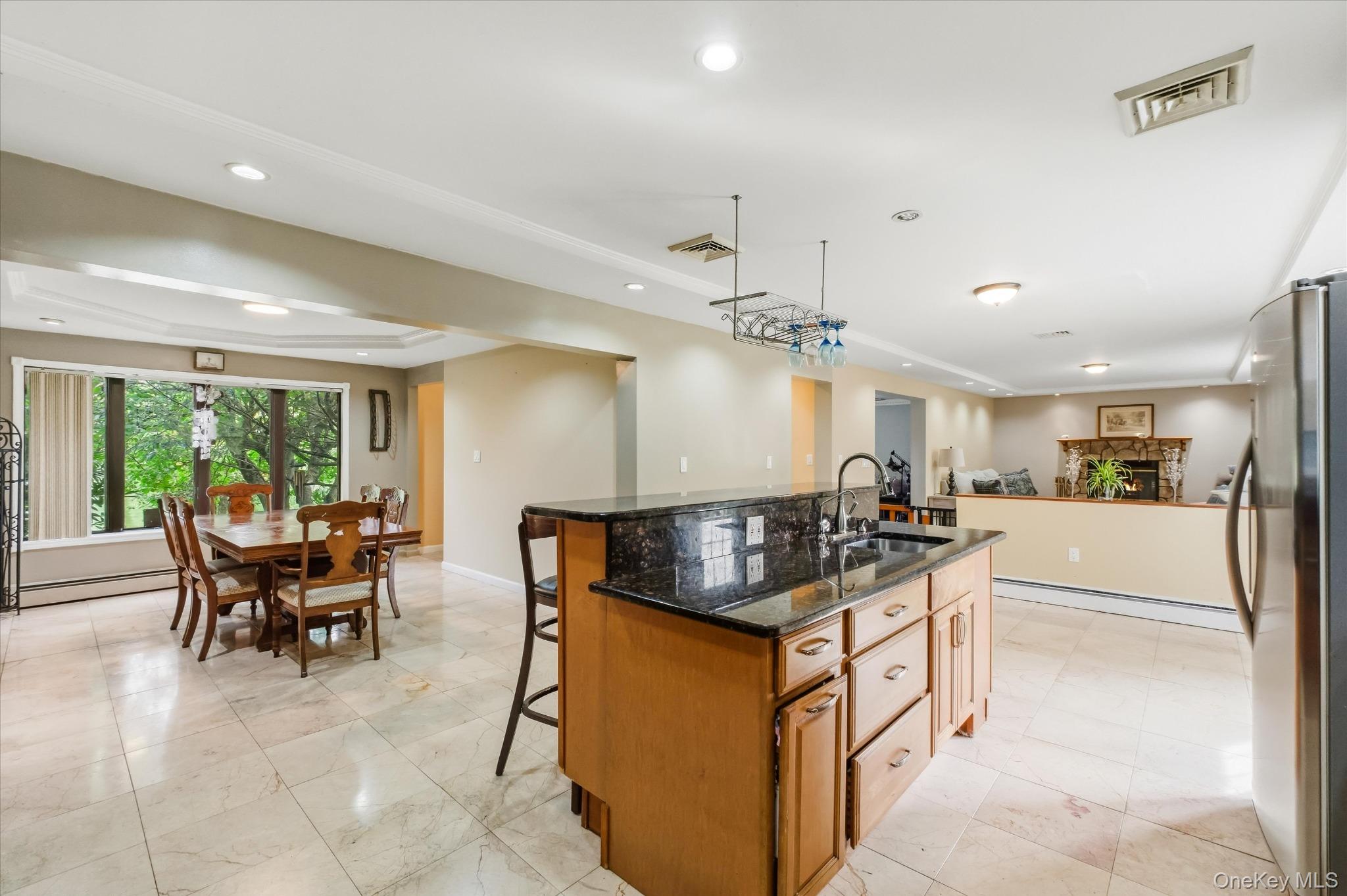 84 Stowe Drive – For Sale photo 5