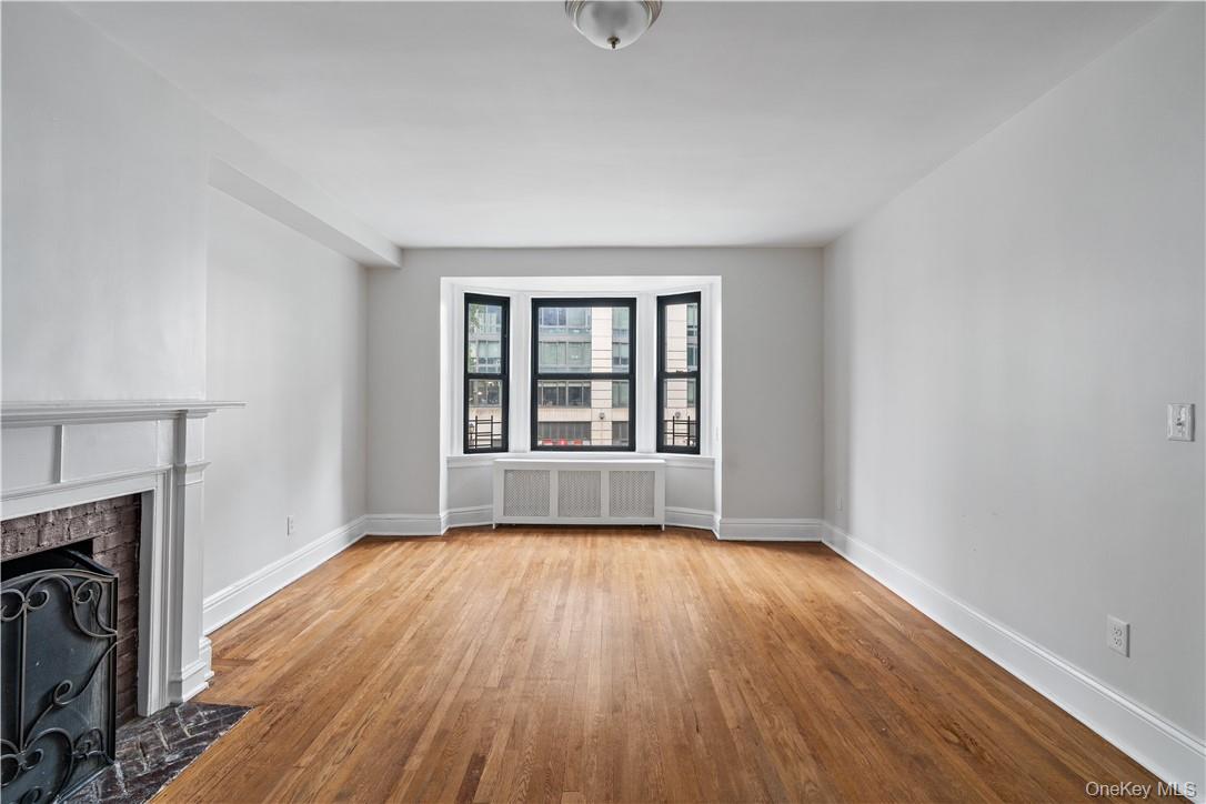 250 Martine Avenue, Unit 2F photo 4
