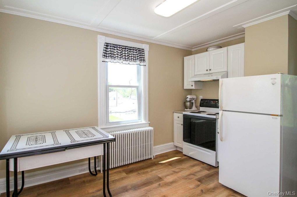 10 Park Street – For Sale photo 19