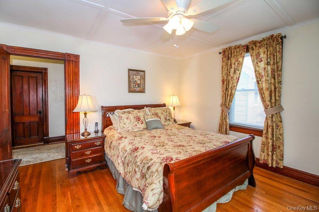 10 Park Street – For Sale photo 15