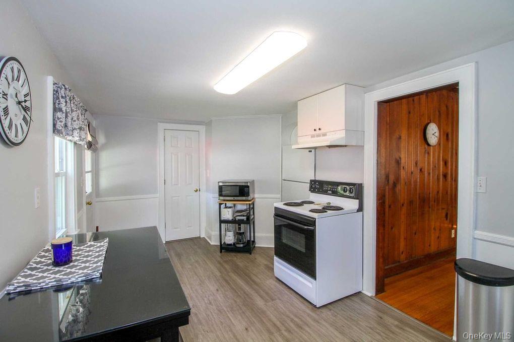 10 Park Street – For Sale photo 14