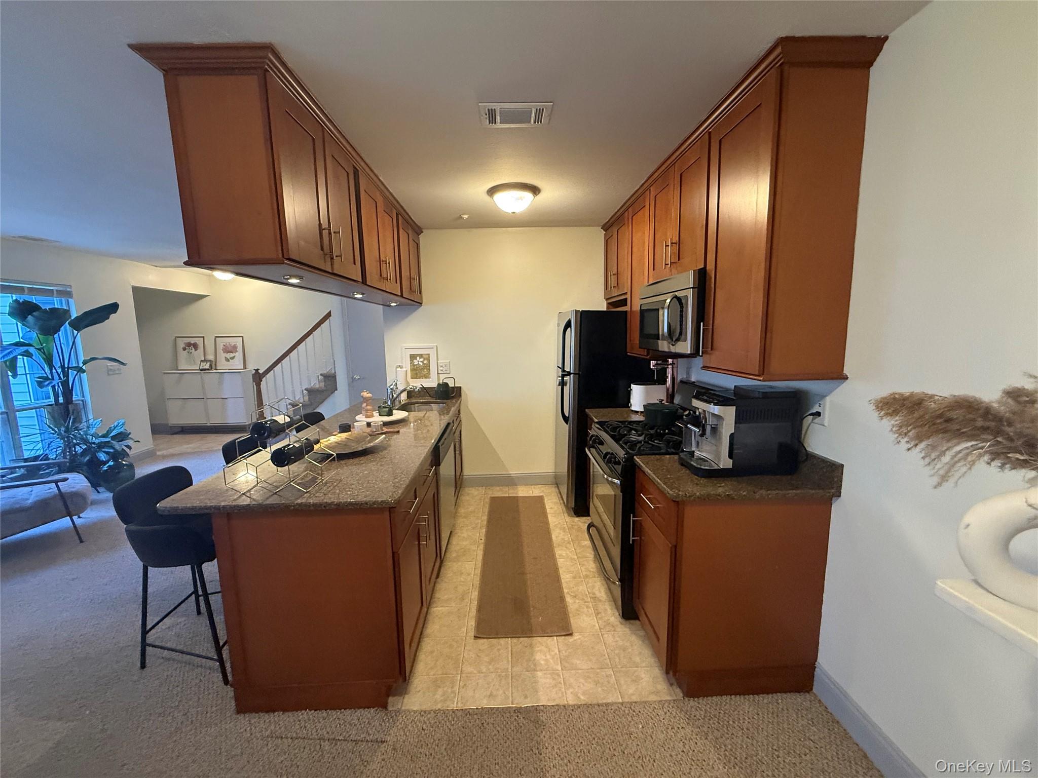 30 Homestead Vil Drive – For Rent photo 8