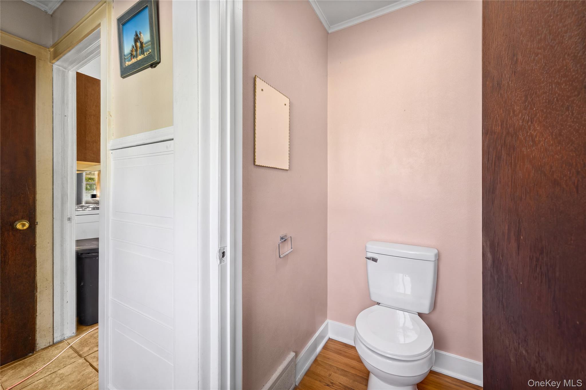 373 Oak Street – For Sale photo 16
